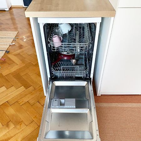 Bright Apartment 45M2 - Free Parking - Wifi リエカ エクステリア 写真
